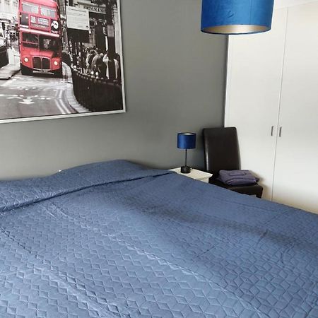 Apartment Near The Airport Njarthvik 외부 사진